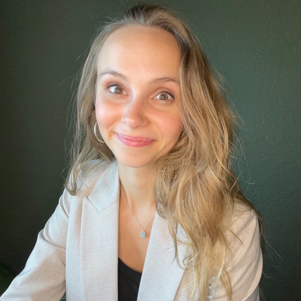 Meet your Posher, Cara